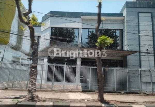 2-Story Hook Ruko Very Suitable for Restaurant, Clinic, Banking Business Investment, etc. in Kenjeran 2-Story Hook Ruko Very Suitable for Restaurant, Clinic, Banking Business Investment, etc. in Kenjeran