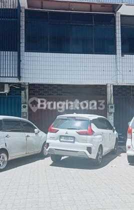 3-Story Shophouse Ready to Occupy Strategic Location Near Perak Port in Front of Pelindo in East Perak 3-Story Shophouse Ready to Occupy Strategic Location Near Perak Port in Front of Pelindo in East Perak