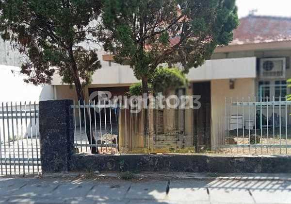 Ready-to-Live House in Gayungan Near Ayani, Gayungsari, Ketintang