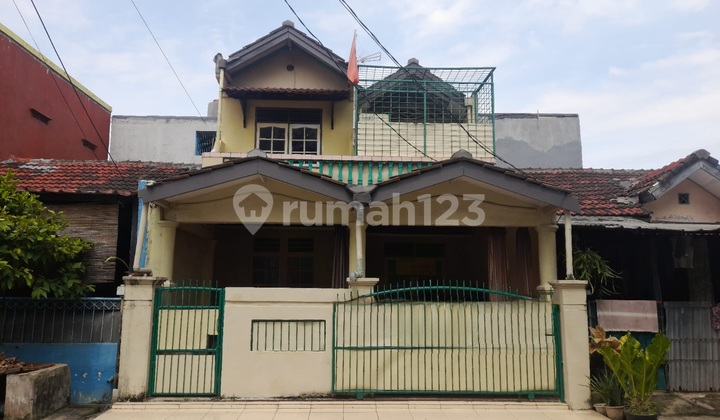 For Sale 2-story House Flood-Free For Sale 2-story House Flood-Free