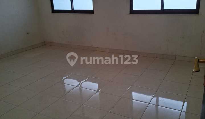 Di Sewa Ruko 2 Lantai di Harapan Indah Bekasi