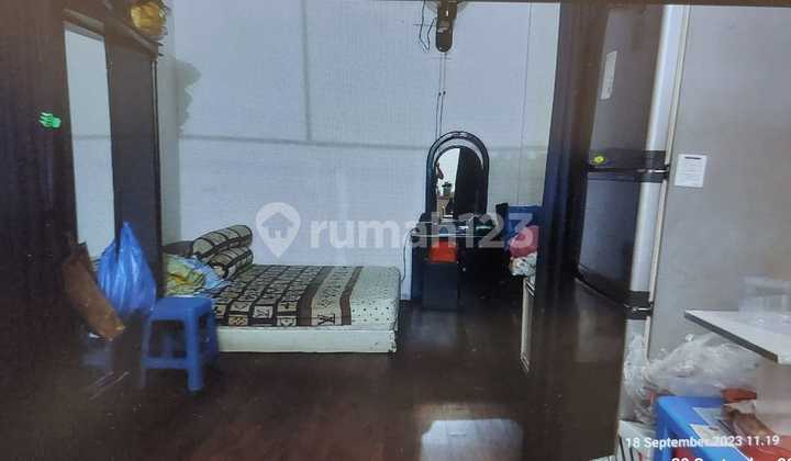 For Sale House and Business Place in Daan Mogot 2