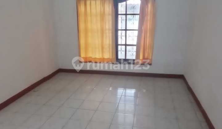 For Sale Nice House in Pulo Asem, East Jakarta For Sale Nice House in Pulo Asem, East Jakarta