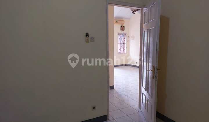 Disewa Rumah Siap Huni Rapi Dan Bebas Banjir Di Bulevard Hijau Harapan Indah Bekasi 2