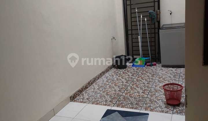 Di Sewakan Rumah 2 Lantai Tinggal Cuss 2