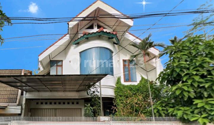 For Sale House On Flamboyan Wide Road 2 Cars SHM For Sale House On Flamboyan Wide Road 2 Cars SHM