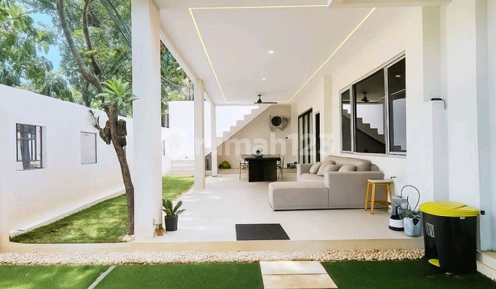 Luxury House For Sale In Senayan, South Jakarta