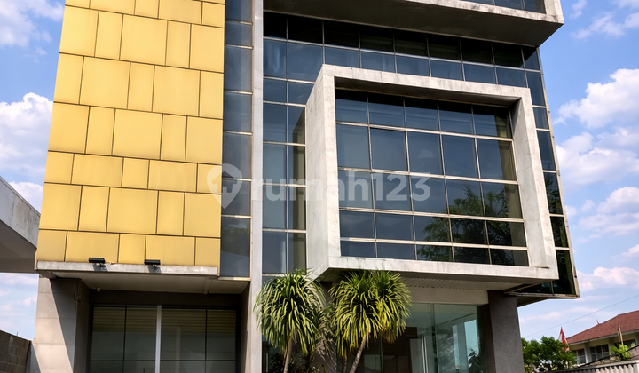 Turun Harga Gedung Komersial 5 Lantai Kebayoran Lama Siap Pakai