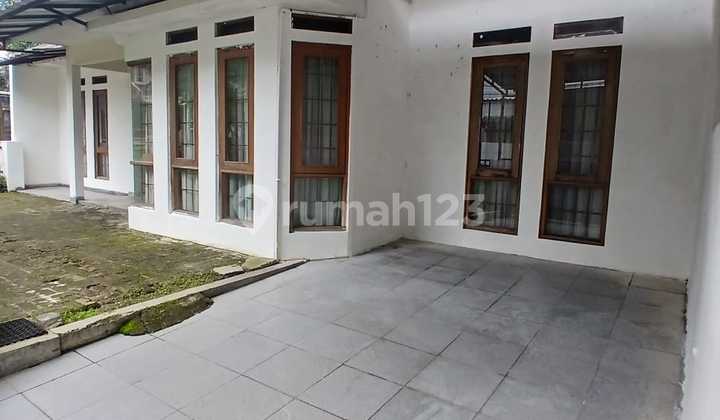 Single-Storey Houses in Sector 5, Bintaro Jaya 2