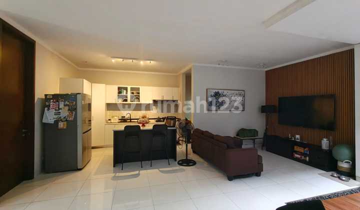 Nice 2-Story House in Discovery Bintaro Nice 2-Story House in Discovery Bintaro