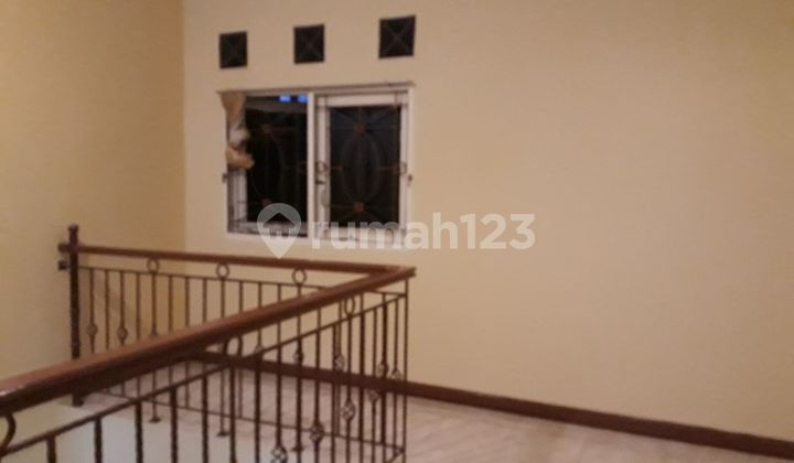 Rumah 2 Lantai Di Sektor 9 Bintaro Dekat Mc Donald 2