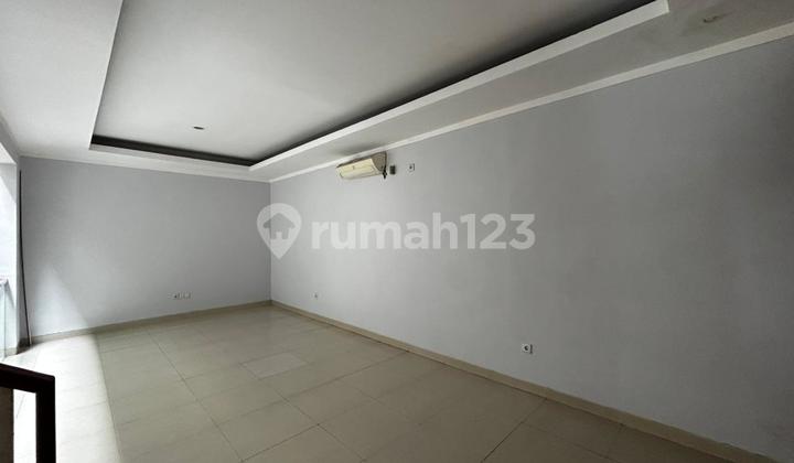 Strategic 2-Story House in Kebayoran Residence Bintaro