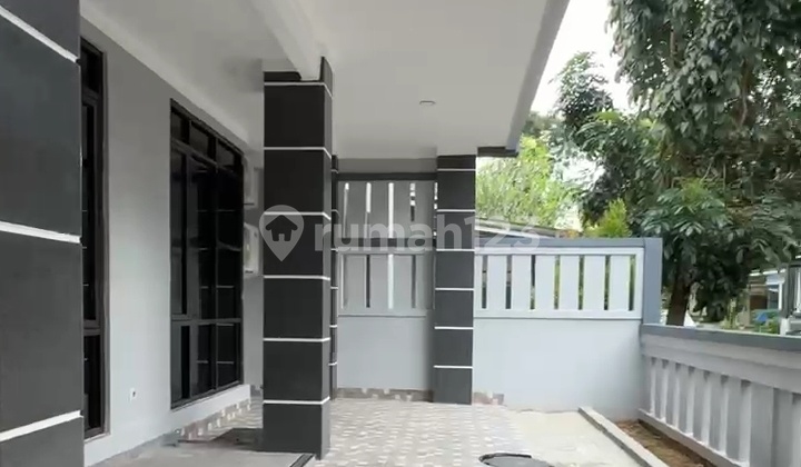Rumah 2 Lantai Bagus di Mahagoni Park Bintaro 2