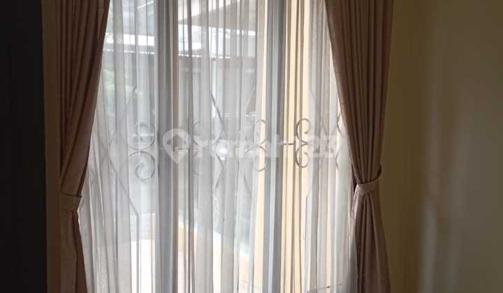 Rumah Strategis Di Graha Raya 2