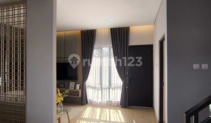 Ready-to-Occupy 2-Story House in South Jakarta 2