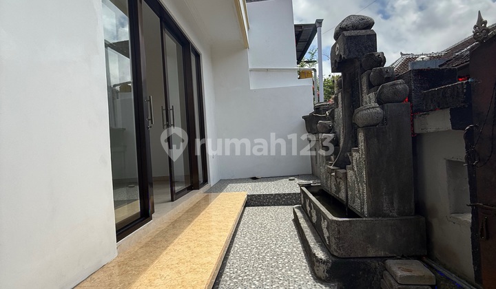 3-Bedroom Semi-Modern House For Sale In South Kuta, Badung, Bali 3-Bedroom Semi-Modern House For Sale In South Kuta, Badung, Bali