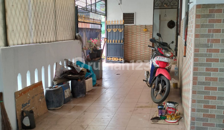 Rumah 3 Lantai Jelambar Indraloka Ruas Jalan Lebar 2