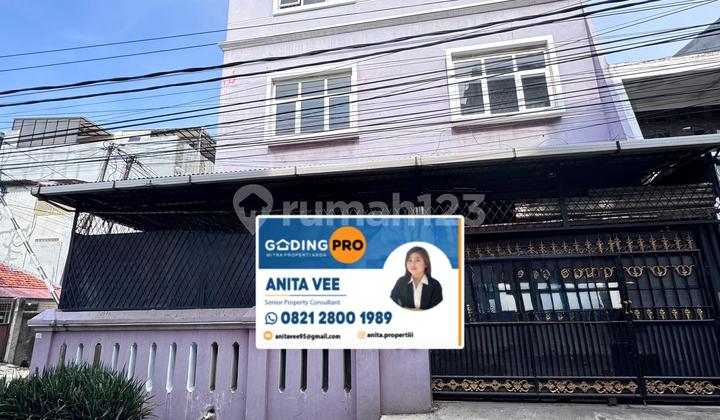 Rumah 3 Lantai Jelambar Indraloka Ruas Jalan Lebar Rumah 3 Lantai Jelambar Indraloka Ruas Jalan Lebar