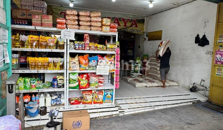 Strategic Commercial House on the Side of Cengkareng Main Road Ready for Occupancy 2