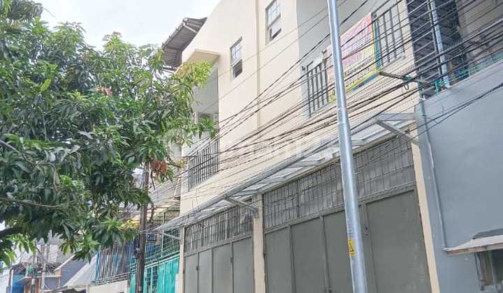 Termurah Rumah di Jelambar Langsung Huni Selesai Renovasi Termurah Rumah di Jelambar Langsung Huni Selesai Renovasi