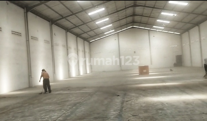 Gudang Nol Jalan Ring Road Yogyakarta