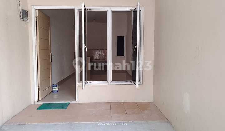 Lebak Kenjeran House Near Raya Merr Pakuwon City East Surabaya 2