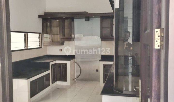 RUMAH BOULEVARD SUTOREJO DEKAT GALAXY MALL MERR SURABAYA TIMUR 2