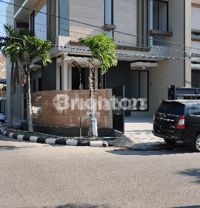 Rumah Hook Sutorejo Dekat Pakuwon City Surabaya Timur 1