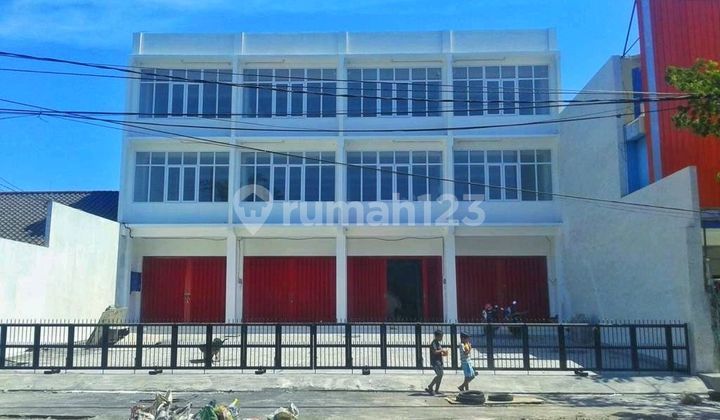 3-Story Shop House in Dharmahusada, Near Kertajaya Galaxy Mall, East Surabaya 3-Story Shop House in Dharmahusada, Near Kertajaya Galaxy Mall, East Surabaya