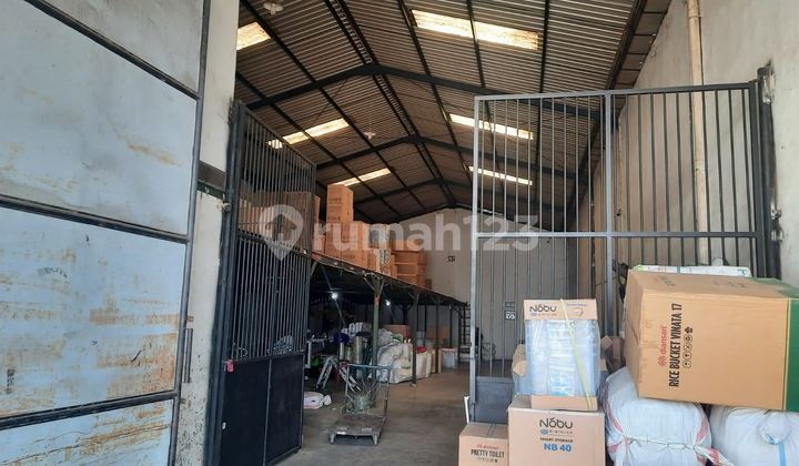 Gudang Safe N Lock Lingkar Timur Sidoarjo 