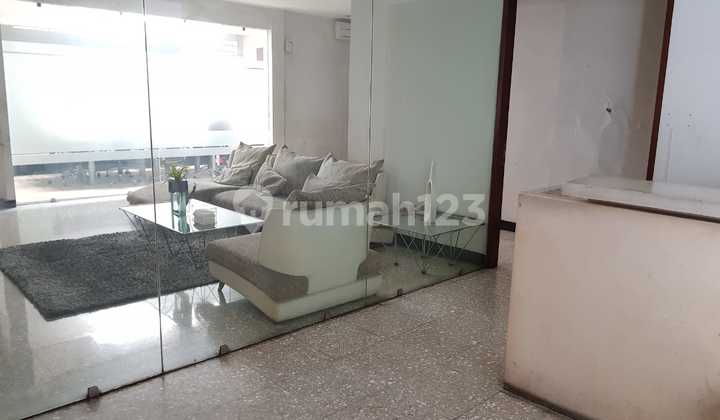 Rumah Bebas Banjir di Kemang, Jakarta Selatan 2