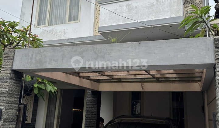 Rumah 2 Lantai Modern Minimalis di Nangka Utara Denpasar Utara, Bali