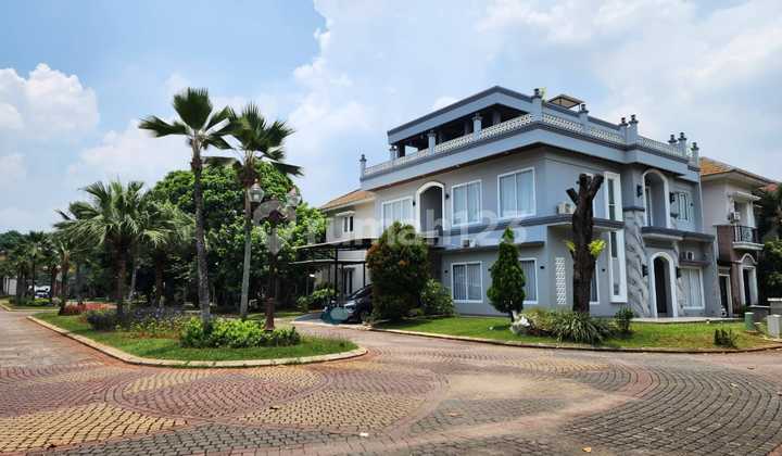 Rumah Semi Furnished Hoek di Cluster Crystal Summarecon Gading Serpong, Tangerang