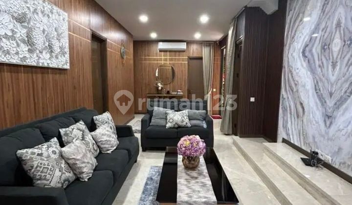 Semi-Furnished House in The Zora Kanade Cluster, BSD City, South Tangerang 2