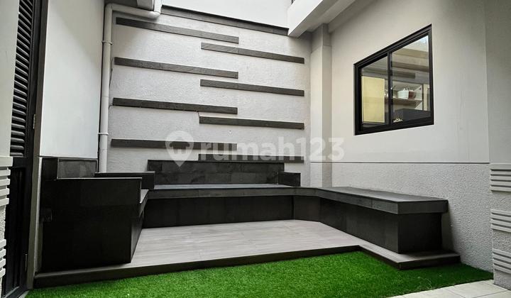 Rumah Mewah Hadap Timur di Jagakarsa, Jakarta Selatan 2