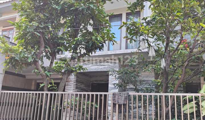 Rumah Bebas Banjir Startegis di Kebon Jeruk, Jakarta Barat Rumah Bebas Banjir Startegis di Kebon Jeruk, Jakarta Barat