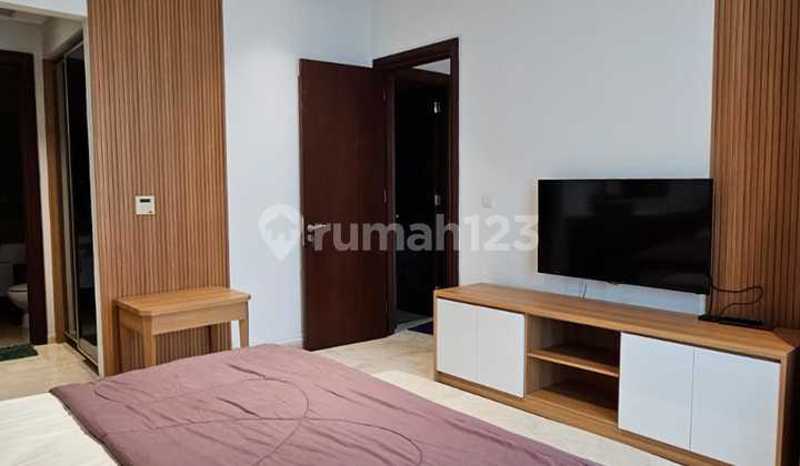 Di Jual Essence Darmawangsa  2BR + 1BR Maid, Private Lift, 134 m² Full Furnished 2