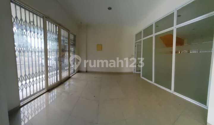 For Rent: Ginza 3.5-Story Shophouse in Green Village, Semi-Furnished 2