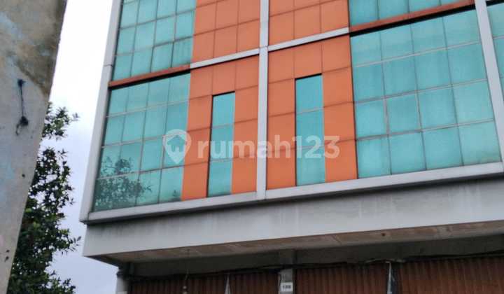 Commercial 4-Storey Shop House on Jl. Jendral Sudirman, Babakan Cikokol, Tangerang