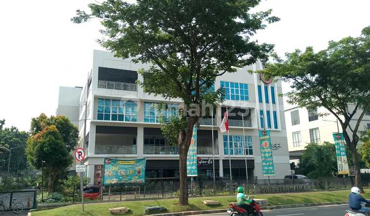 Commercial Building on Jl Boulevard Raya Gading Serpong Tangerang
