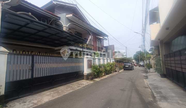 2-story House on Jl Pengadegan Utara, Pancoran, South Jakarta 2