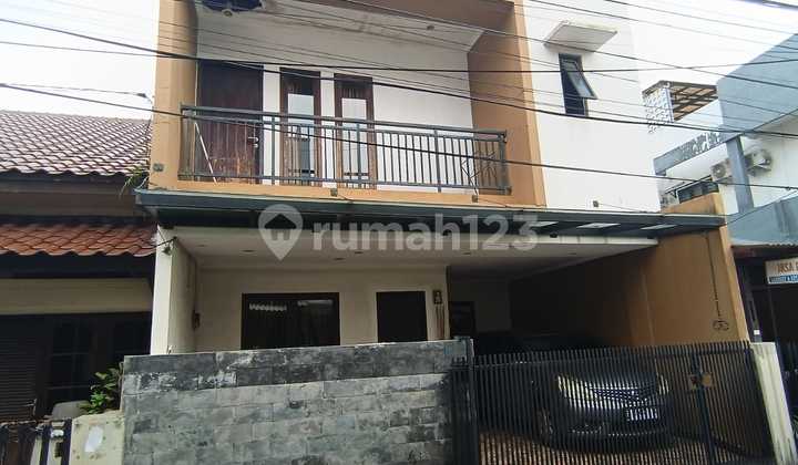 Rumah Lama Di Jl H Muhi Viii Pondok Pinang Jakarta Selatan Rumah Lama Di Jl H Muhi Viii Pondok Pinang Jakarta Selatan