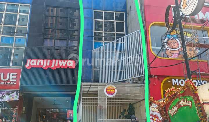 Commercial Shop House on Jl Ciledug Raya, North Petukangan, South Jakarta 1