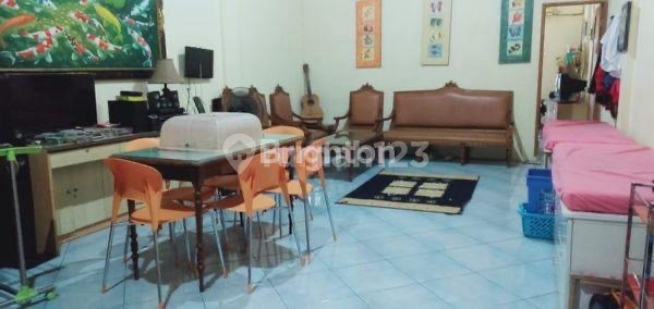 4-Story Shop House in Strategic Location, Dauh Puri Kelod Area - Denpasar 2