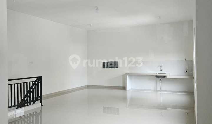 Wtl / Disewakan Rumah Bandengan Brand New/ Bs Utk Usaha Konveksi 2