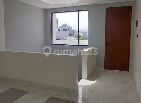 DIJUAL CEPAT / RUMAH BRANDNEW MUARA KARANG 2