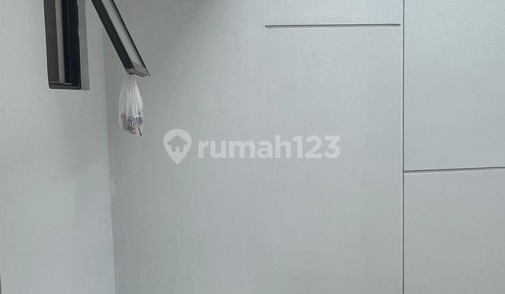 DIJUAL CEPAT RUMAH KUNINGAN VILLAGE PIK 2 2