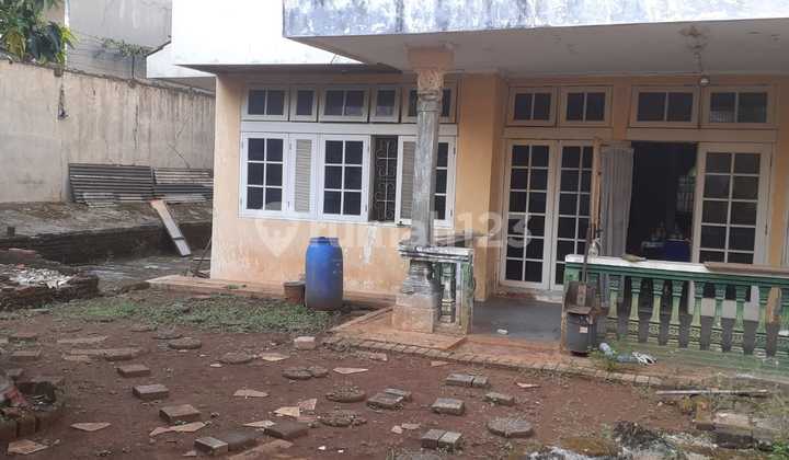 DIJUAL MURAH SEKALI HARGA DIBAWAH PASARAN /RUMAH TUA BELAKANG PERMATA HIJAU