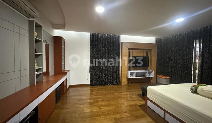 DIJUAL RUMAH MEWAH ADA JACUZZI !!! 2