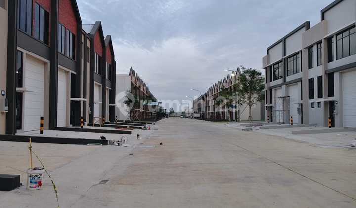 FOR RENT BIZPARK MULTI-PURPOSE WAREHOUSE
